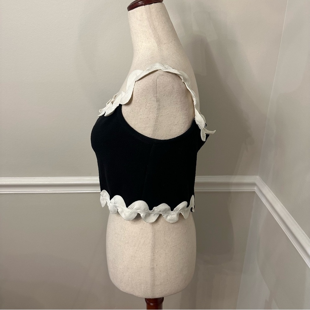 Maeve black and white scallop trim tank top- Size
M - Picture 2 of 4